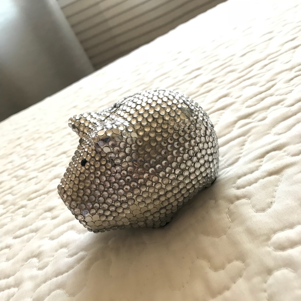 Cute lil piggy bank
